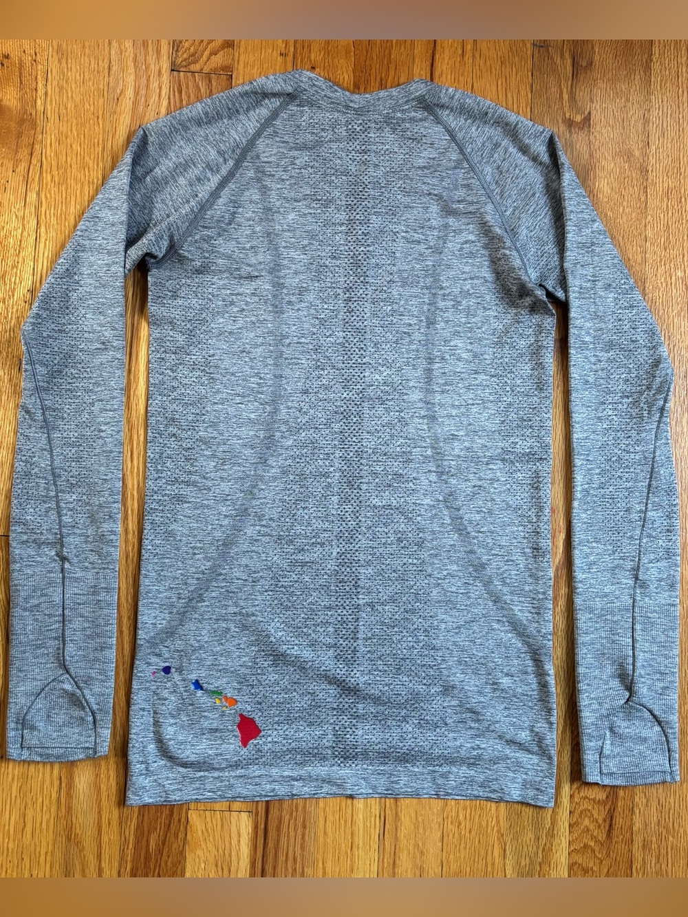 lululemon Swiftly Tech Heather Gray Long-Sleeve Shirt Hawaii Pride Island 6